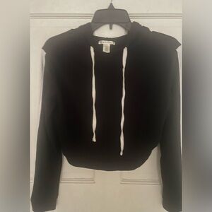 NWOT  Cropped Black Long Sleeve‎ Hoodie